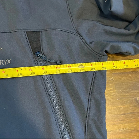 Arc’teryx Gamma SV Jacket Full Zip - Picture 11 of 15